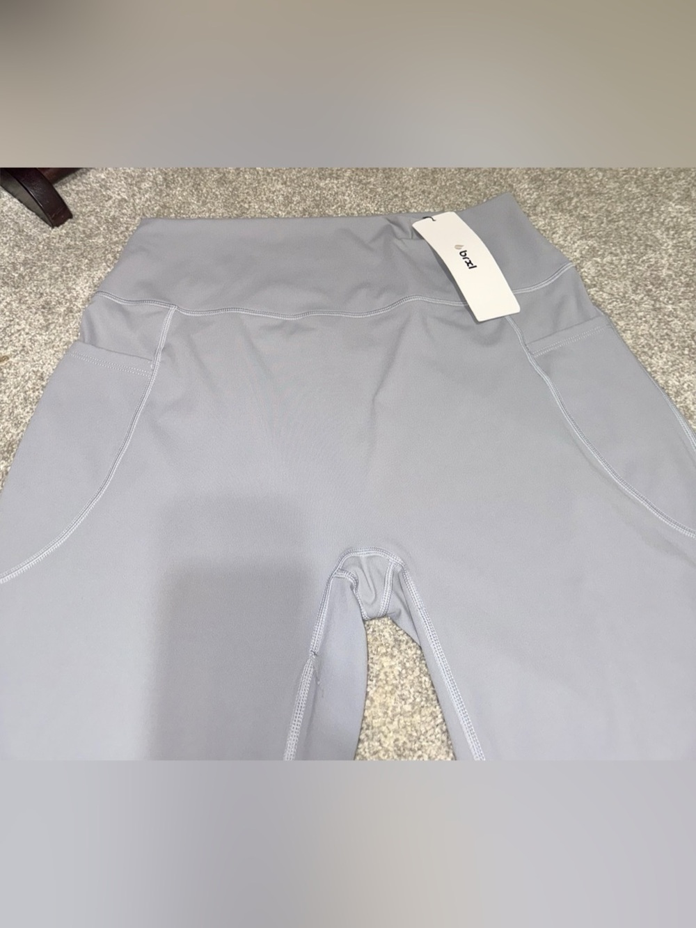 NWT- BRXL Women’s Gray High Rise Flare Leggings with Pockets | Size: 3XL - Picture 5 of 10